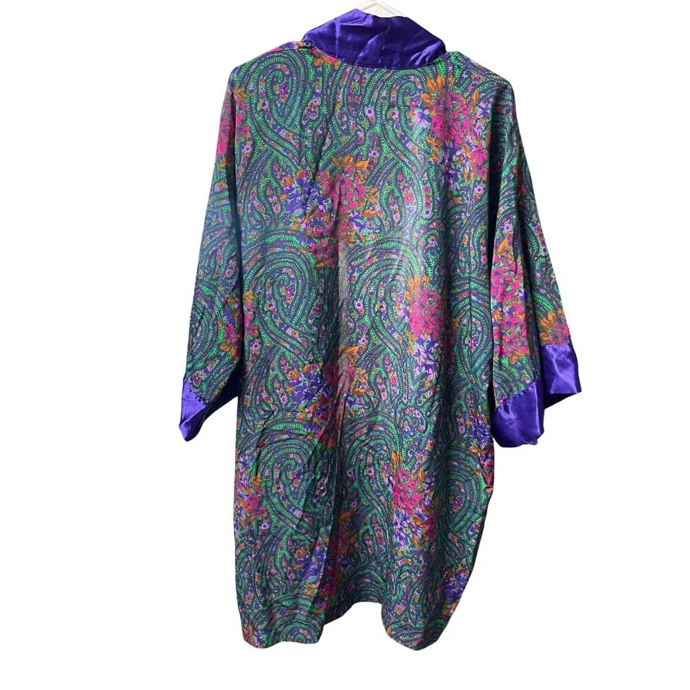 Vintage Victoria’s Secret Gold Label Paisley Robe One Size Purple Floral - Picture 2 of 3